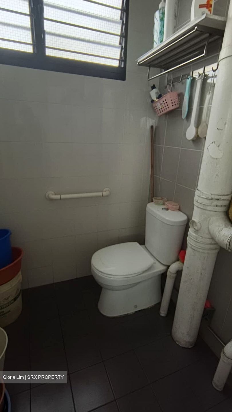 Jurong East Street 21 (Jurong East),  #516109641